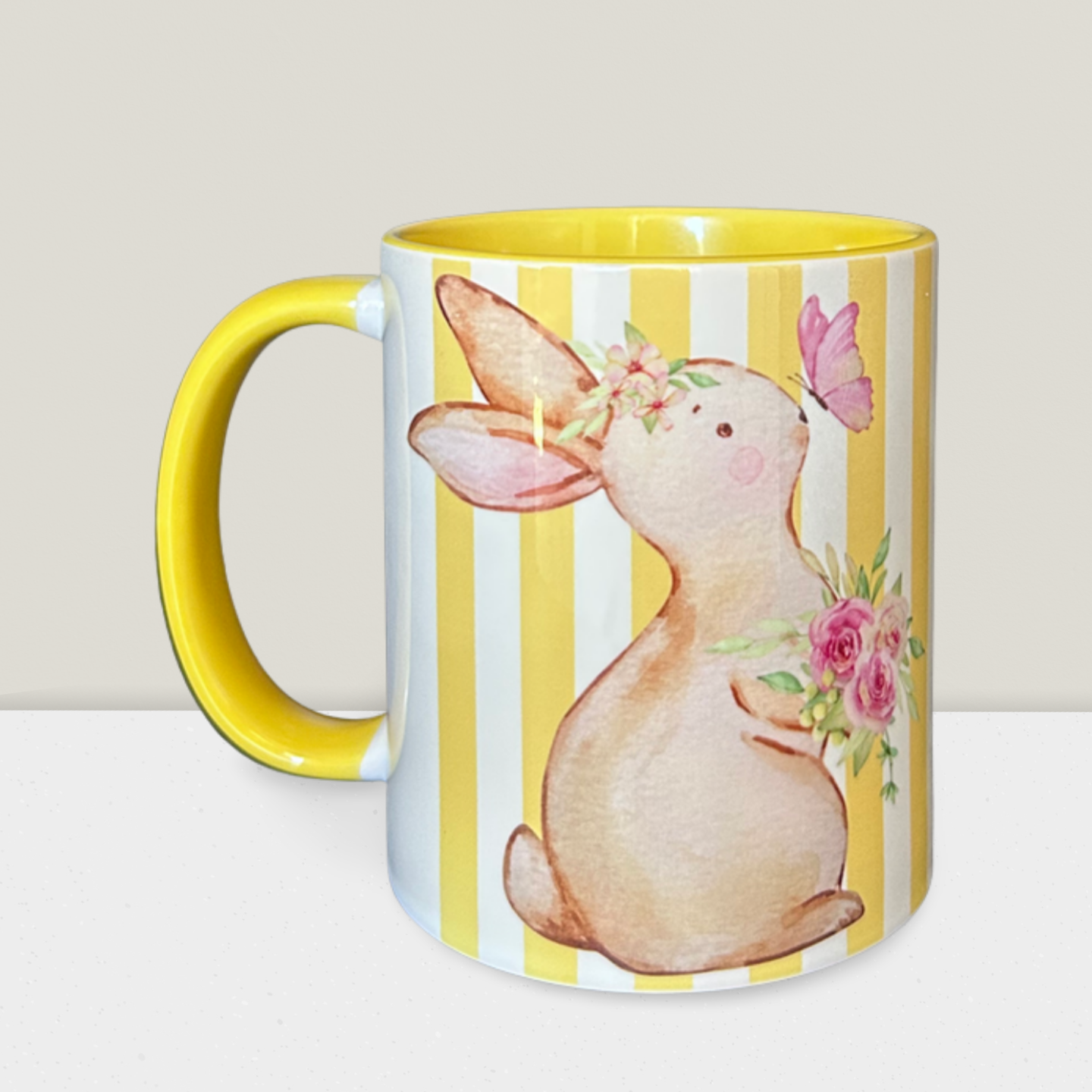 Caneca Páscoa Coelhinho com Flores | Caneca Cerâmica Amarela Presente Páscoa Primavera