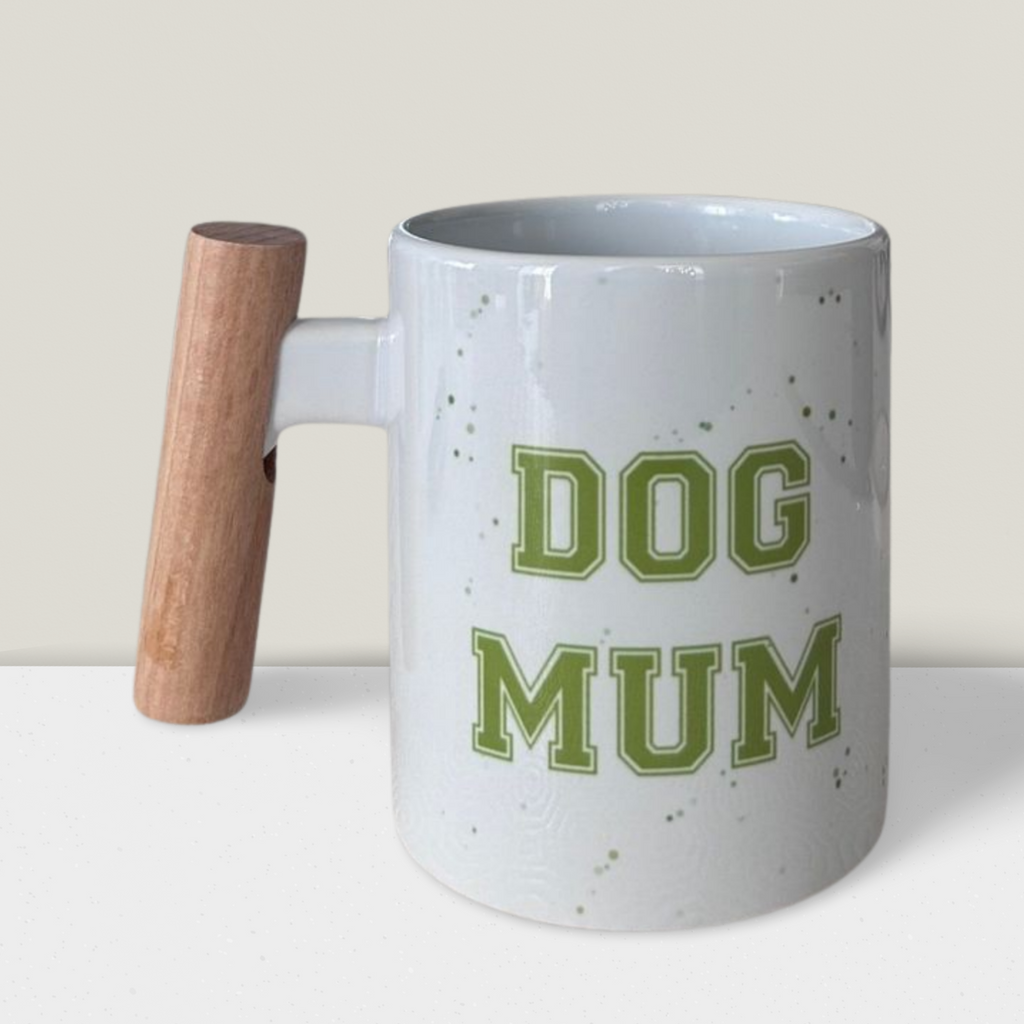 Caneca Dog Mum Personalizada com Pega de Madeira | Caneca Amantes de Cães
