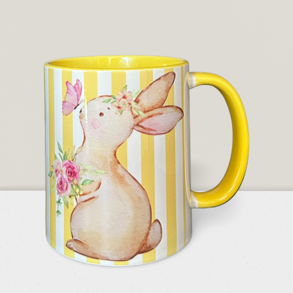 Caneca Páscoa Coelhinho com Flores | Caneca Cerâmica Amarela Presente Páscoa Primavera