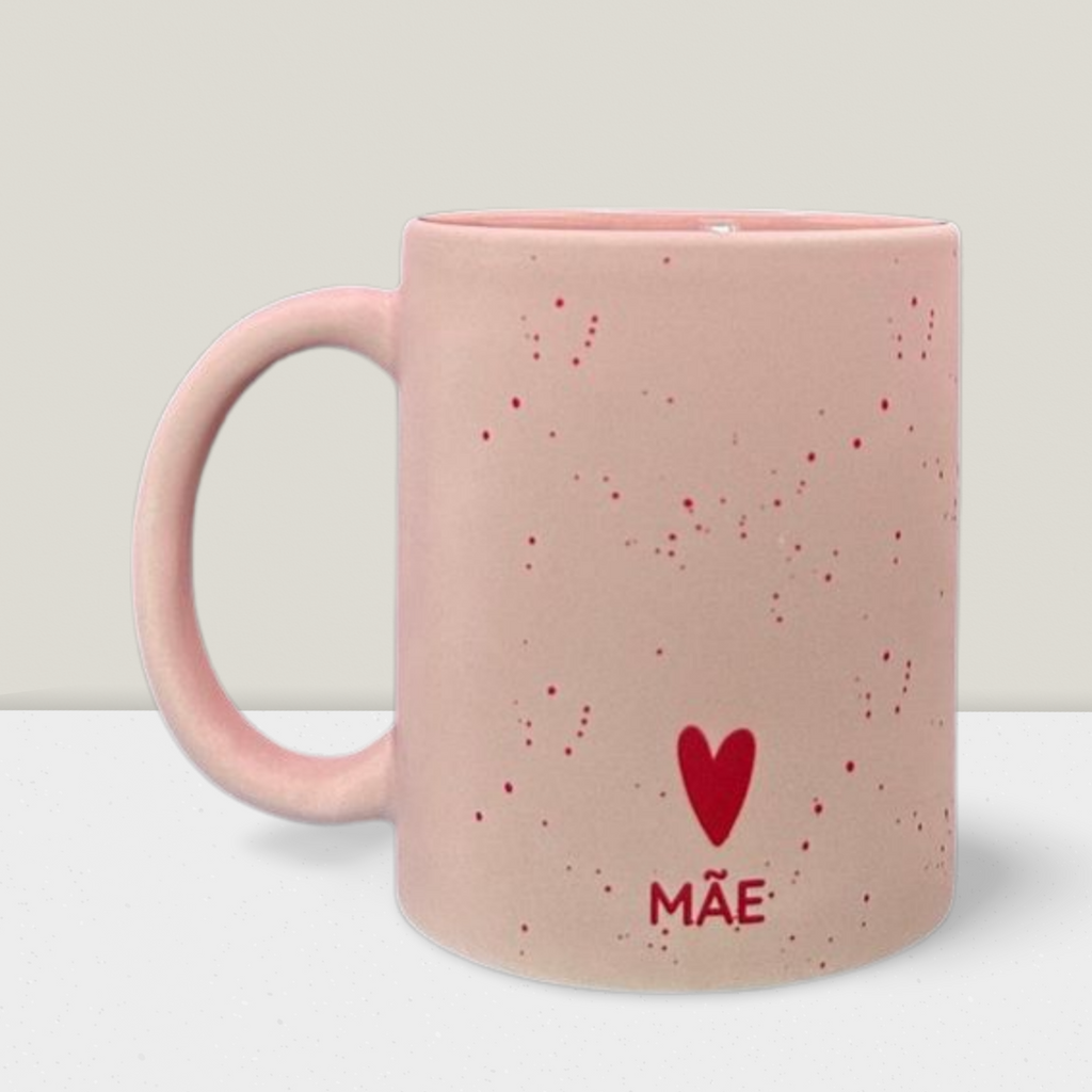 Caneca Personalizável "Coração Mãe" — Um presente cheio de significado