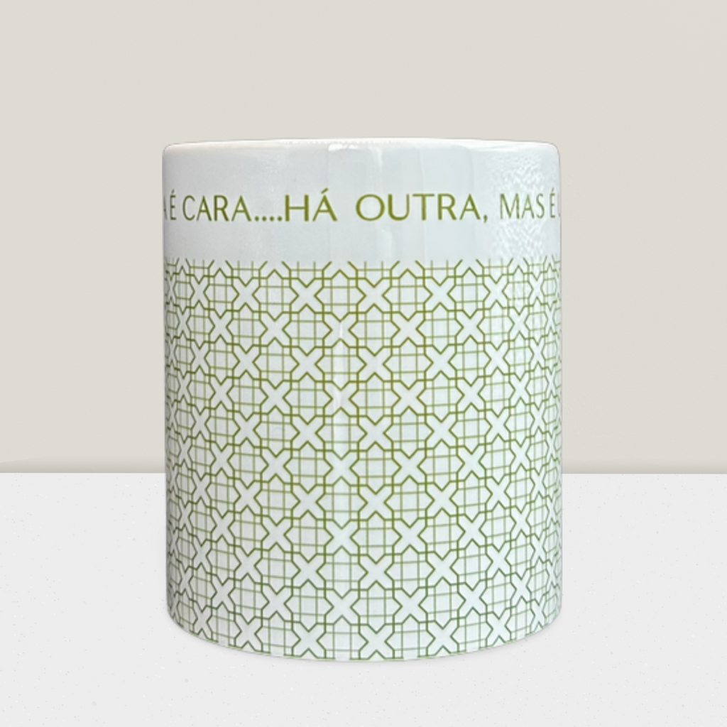 Caneca personalizada pega de madeira "A vida boa é cara"